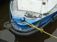 गश्ती नाव बिक्री के लिए