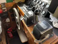 पायलट बोट बिक्री के लिए