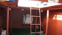 कार्य नौकाएँ बिक्री के लिए