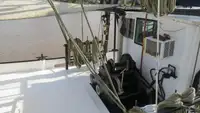 ट्रॉलर बिक्री के लिए