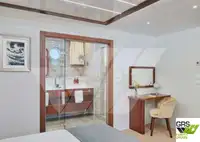 क्रूज जहाज बिक्री के लिए