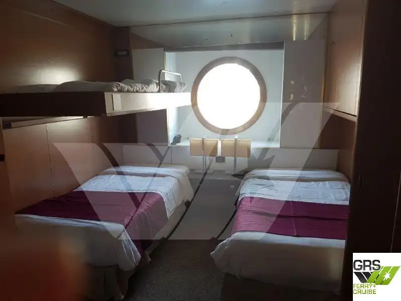 क्रूज जहाज बिक्री के लिए