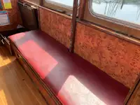पायलट बोट बिक्री के लिए