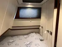 कार्य नौकाएँ बिक्री के लिए