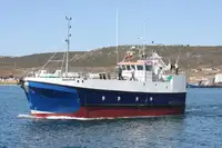 Purse seiner बेचने के लिए