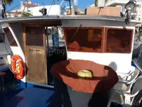 Trawler बेचने के लिए