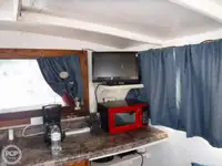ट्रॉलर बिक्री के लिए