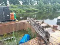 बार्ज बिक्री के लिए