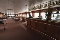सवारी जहाज़ बेचने के लिए
