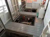 सवारी जहाज़ बेचने के लिए