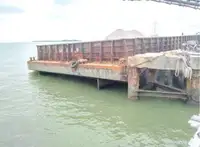बार्ज बिक्री के लिए