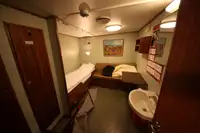 रो-रो जहाज बिक्री के लिए