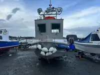पेट्रोल नाव बेचने के लिए