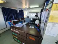 रेफ़र जहाज बिक्री के लिए