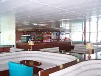 नौका पोत बेचने के लिए