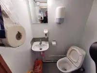 रो-रो जहाज बिक्री के लिए