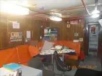 क्रू बोट बिक्री के लिए