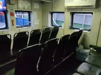 क्रू बोट बिक्री के लिए