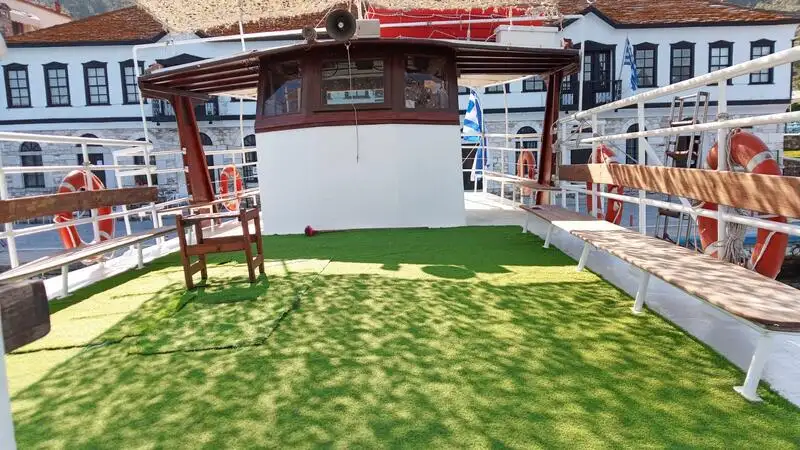 क्रूज जहाज बिक्री के लिए