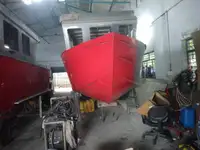 कार्य नौकाएँ बिक्री के लिए