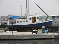Trawler बेचने के लिए