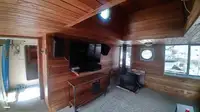 ट्रॉलर बिक्री के लिए