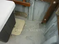 ट्रॉलर बिक्री के लिए