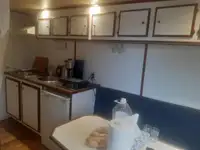 कंटेनर जहाज बिक्री के लिए