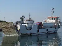 कंटेनर जहाज बिक्री के लिए