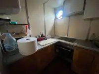 कार्य नौकाएँ बिक्री के लिए