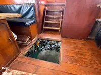 ट्रॉलर बिक्री के लिए