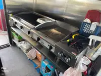 पॉन्टून बिक्री के लिए