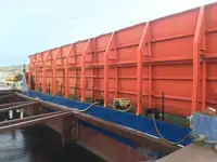 बार्ज बिक्री के लिए
