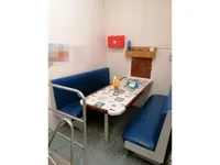 क्रू बोट बिक्री के लिए