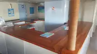 कटमरैन बेचने के लिए