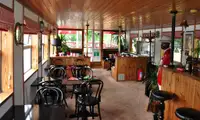 Floating hotel बेचने के लिए