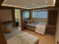 नौका बिक्री के लिए