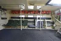 नौसेना/सैन्य जहाज बिक्री के लिए