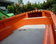 कार्य नौकाएँ बिक्री के लिए