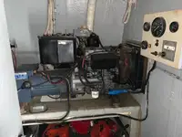गश्ती नाव बिक्री के लिए
