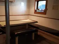 ट्रॉलर बिक्री के लिए