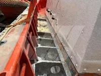 कार्य नौकाएँ बिक्री के लिए