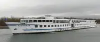 Floating hotel बेचने के लिए