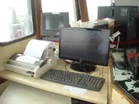 ट्रॉलर बिक्री के लिए
