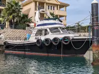 Trawler बेचने के लिए