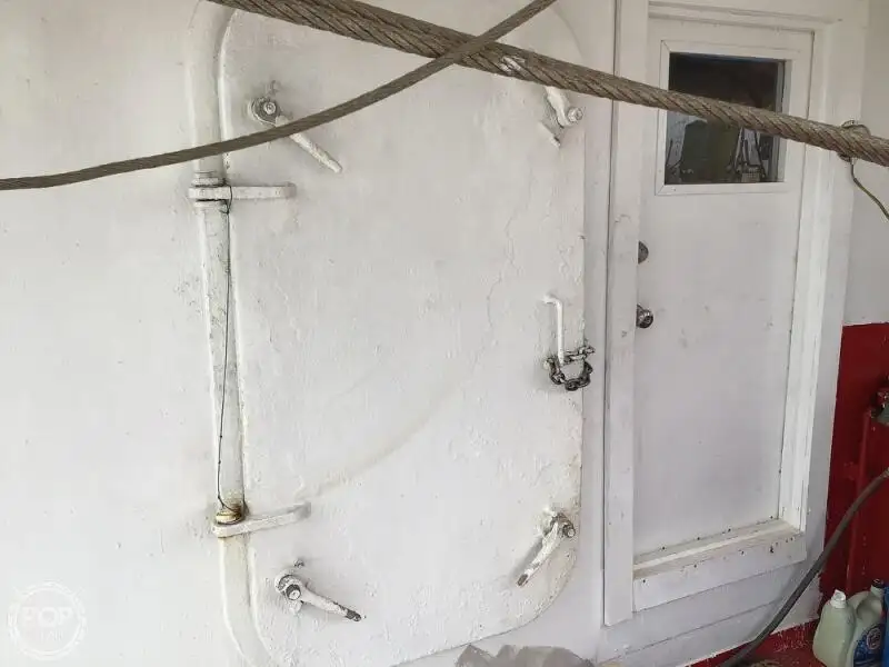 ट्रॉलर बिक्री के लिए