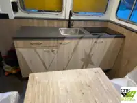 कार्य नौकाएँ बिक्री के लिए