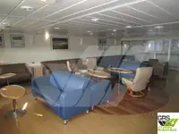 आपूर्ति जहाज बेचने के लिए