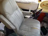ट्रॉलर बिक्री के लिए
