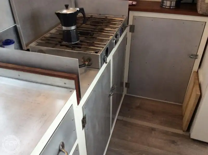 टोबोट बिक्री के लिए